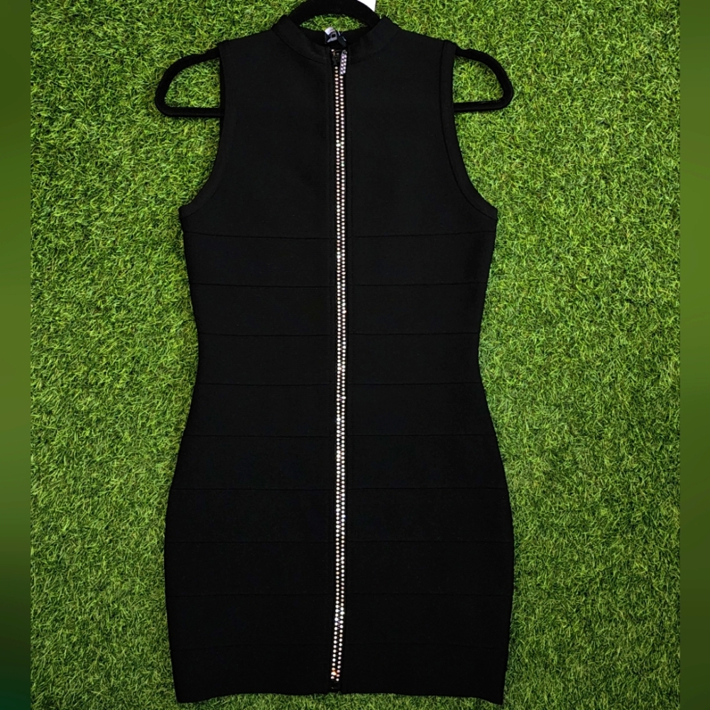 Elegant Black Sleeveless Dress